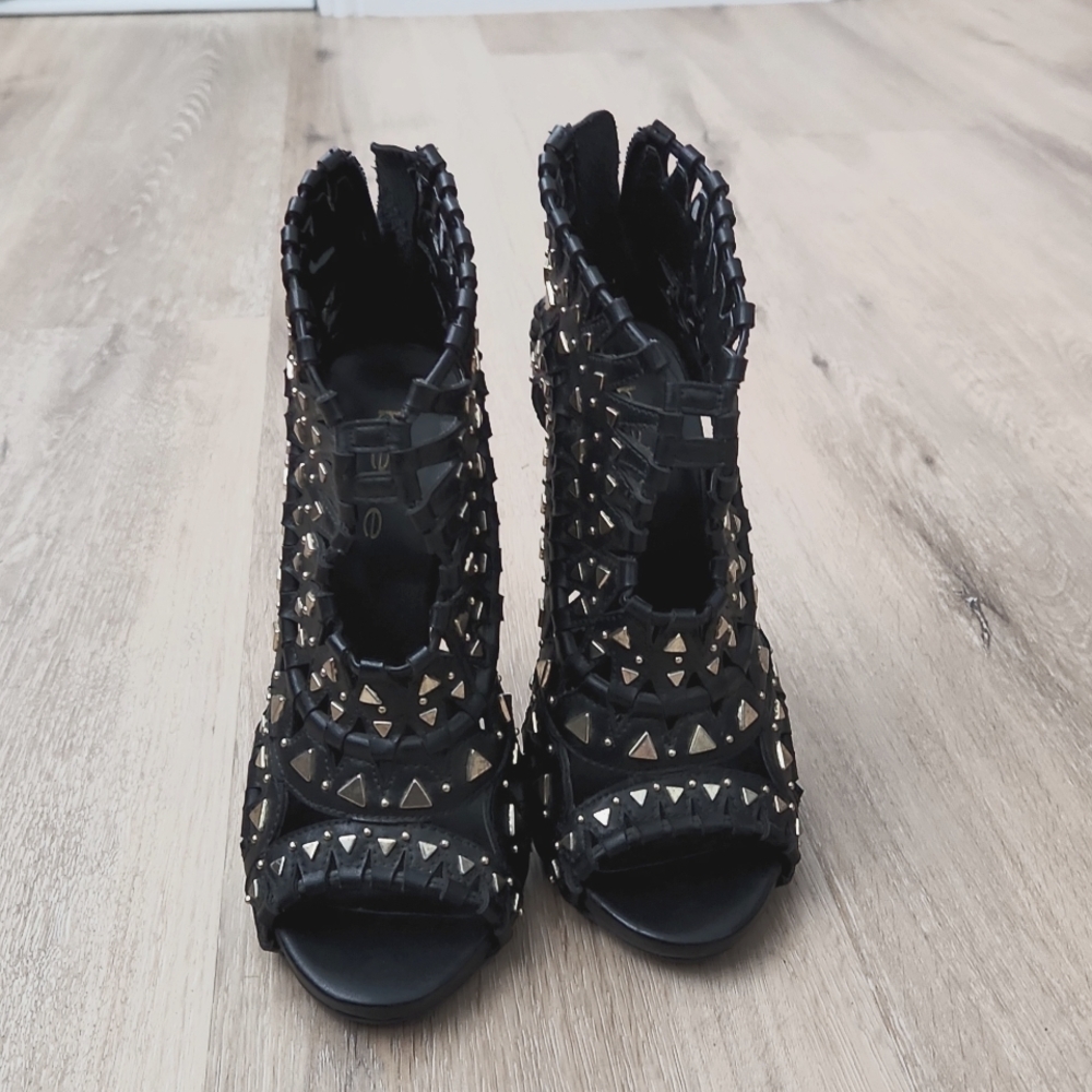BEBE black with gold studs Bootie Open Toe 5" heels Size 5